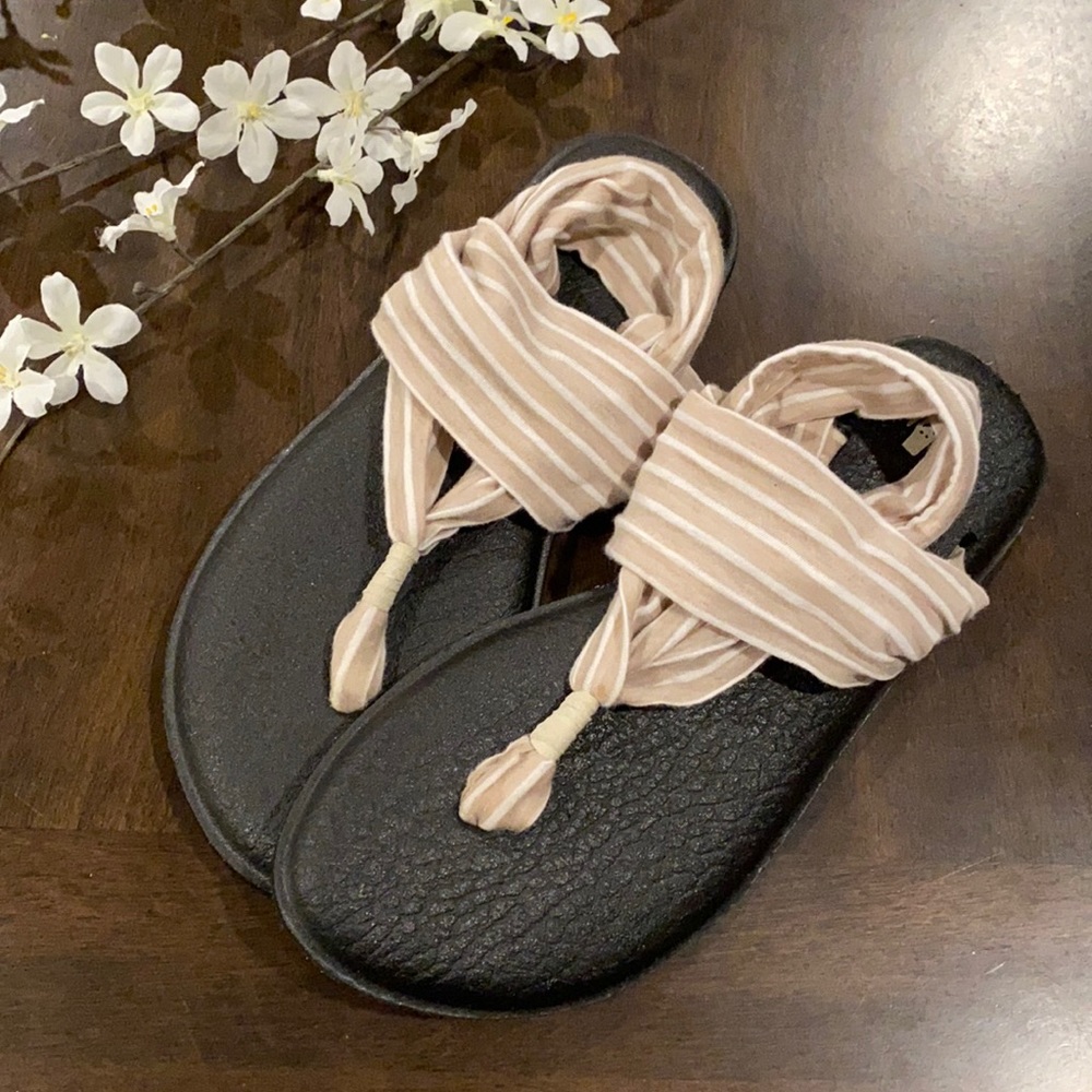 Sanuk Striped Yoga Sling